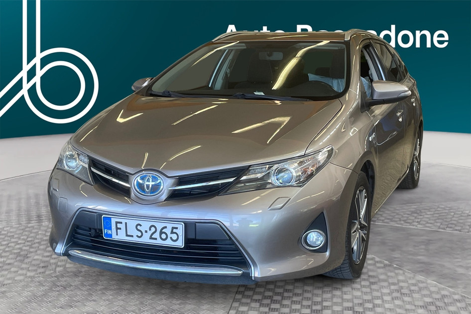 Toyota Auris, 2015, 1.8, 73 kW, hübriid (bensiin/elekter), automaat, esivedu