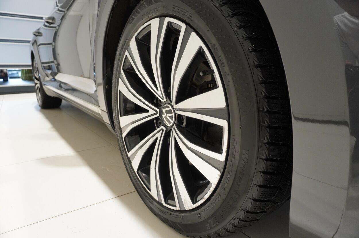 Volkswagen Arteon 2021, photo 5/10