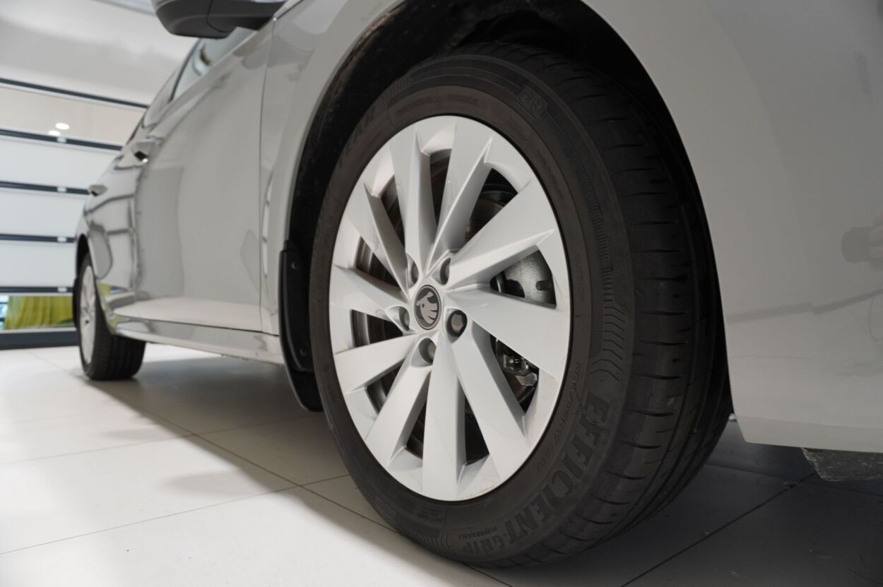 Škoda Octavia 2025, photo 5/24