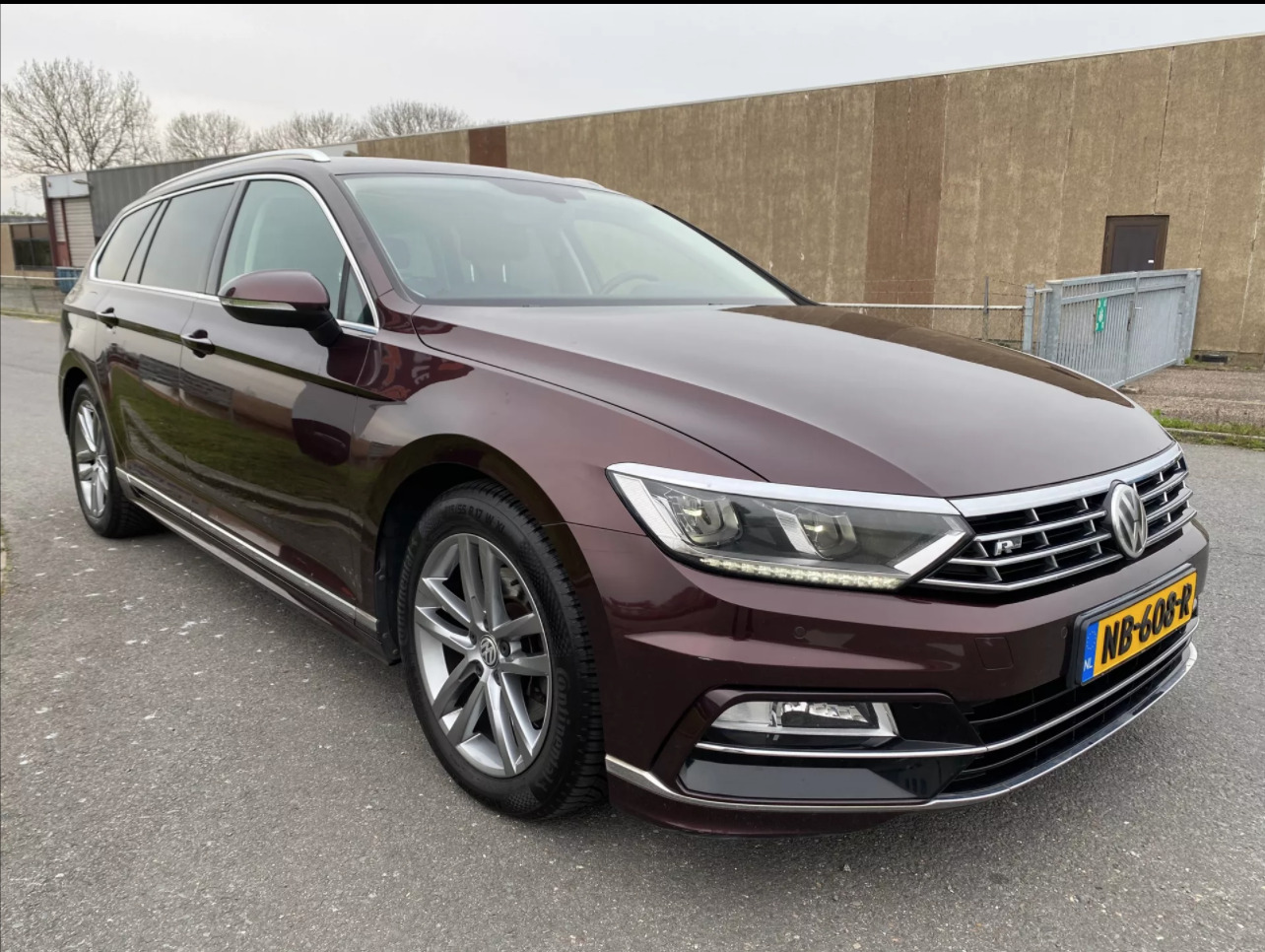 Volkswagen Passat 2017, photo 2/10