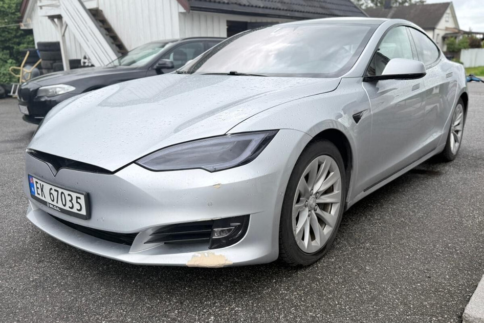 Tesla Model S, 2017, 386 kW, electric, automatic, four-wheel drive