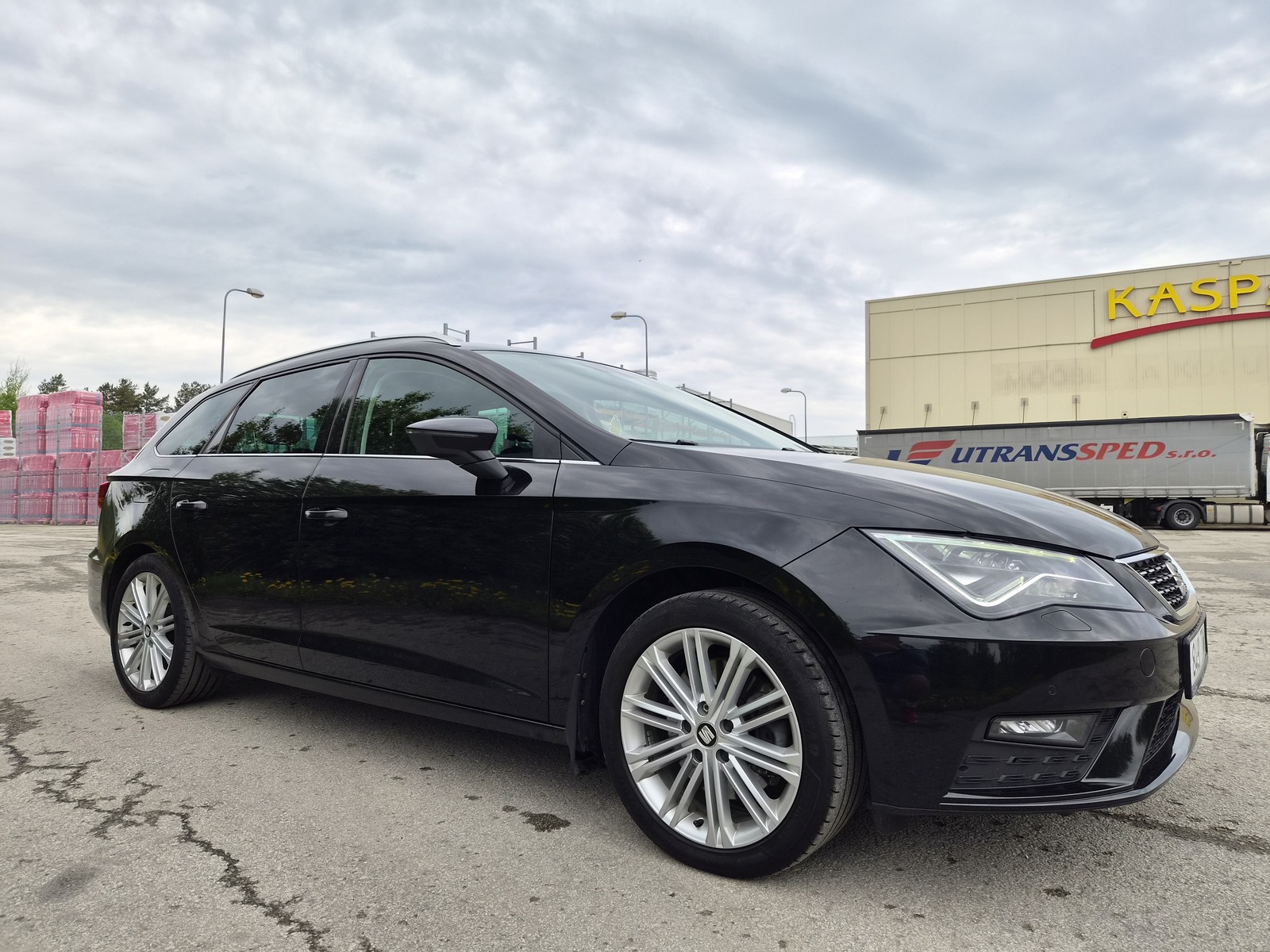 SEAT Leon 2019, photo 3/21