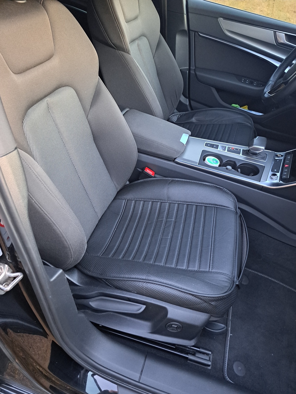 Audi A6 2021, photo 6/11
