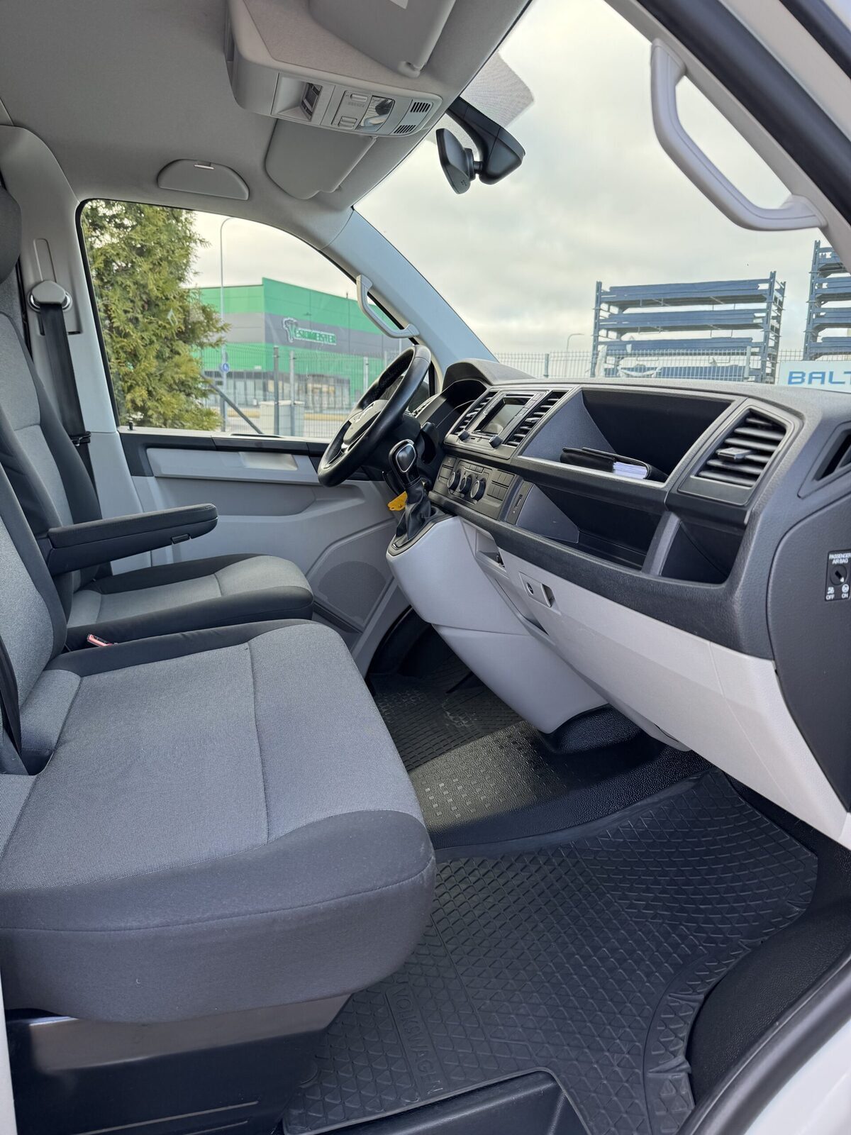 Volkswagen Transporter 2016, photo 3/15
