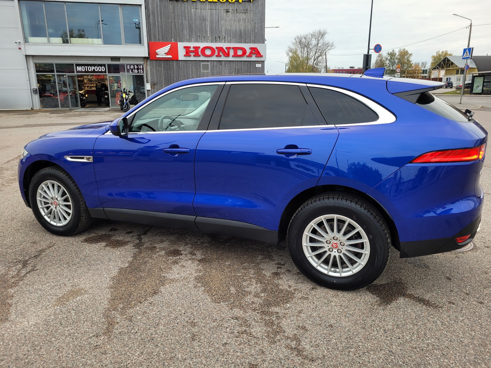 Jaguar F-Pace 2018, photo 5/10