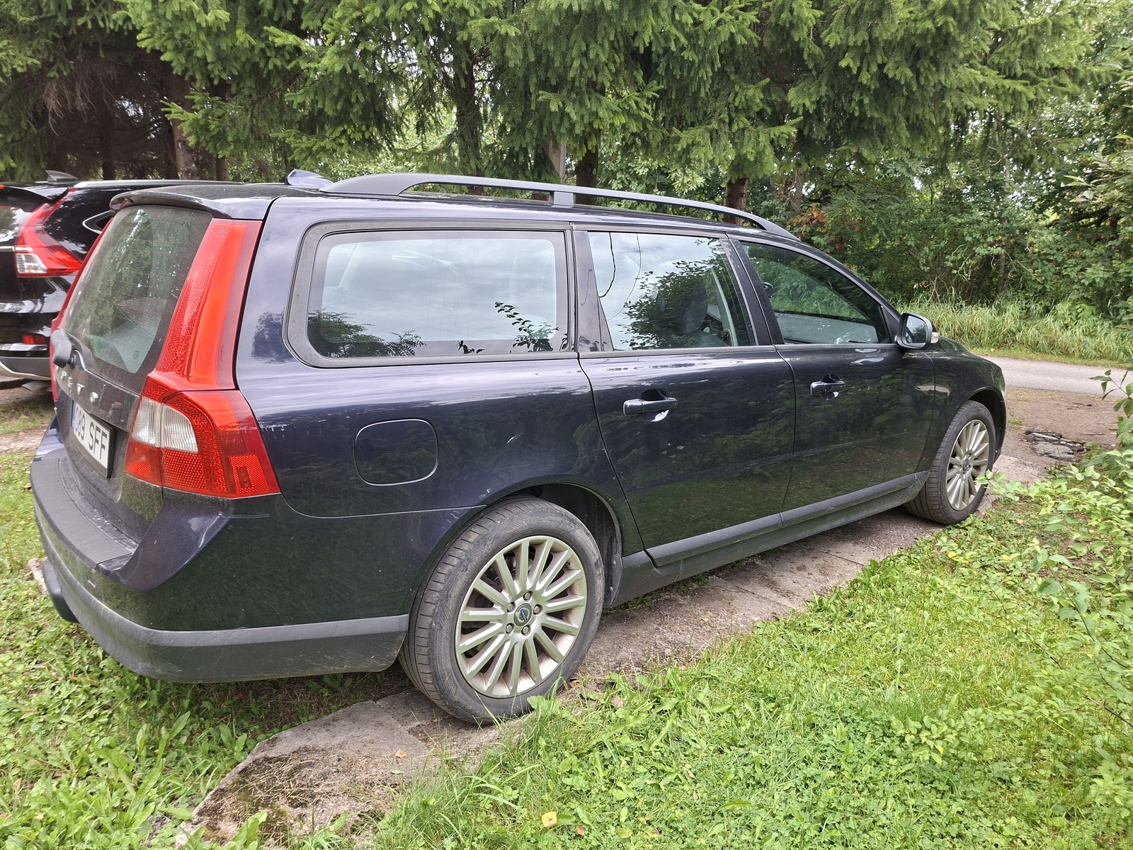 Volvo V70 2009, kuva 4/8