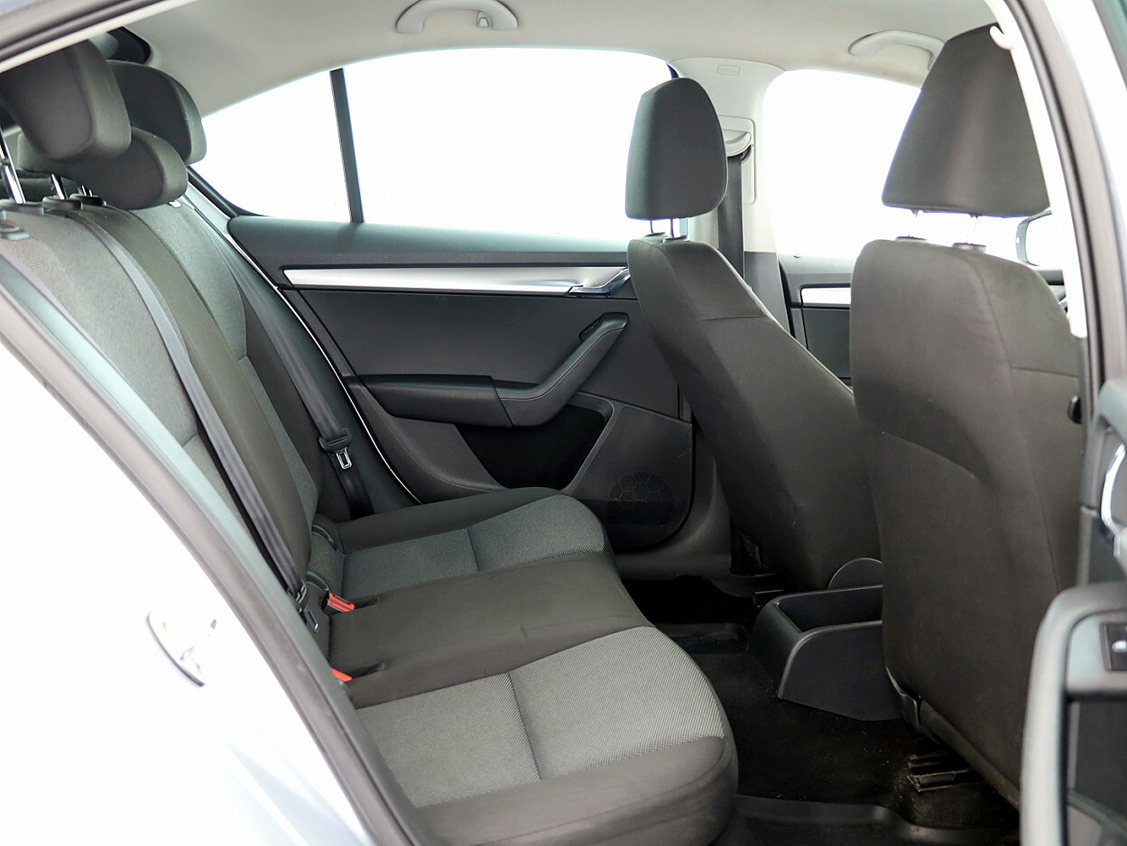 Škoda Octavia 2014, photo 7/8