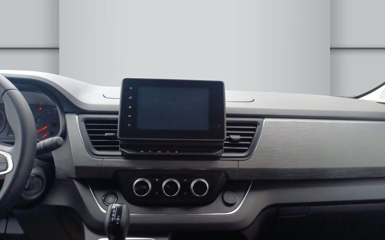 Renault Trafic 2023, photo 5/11