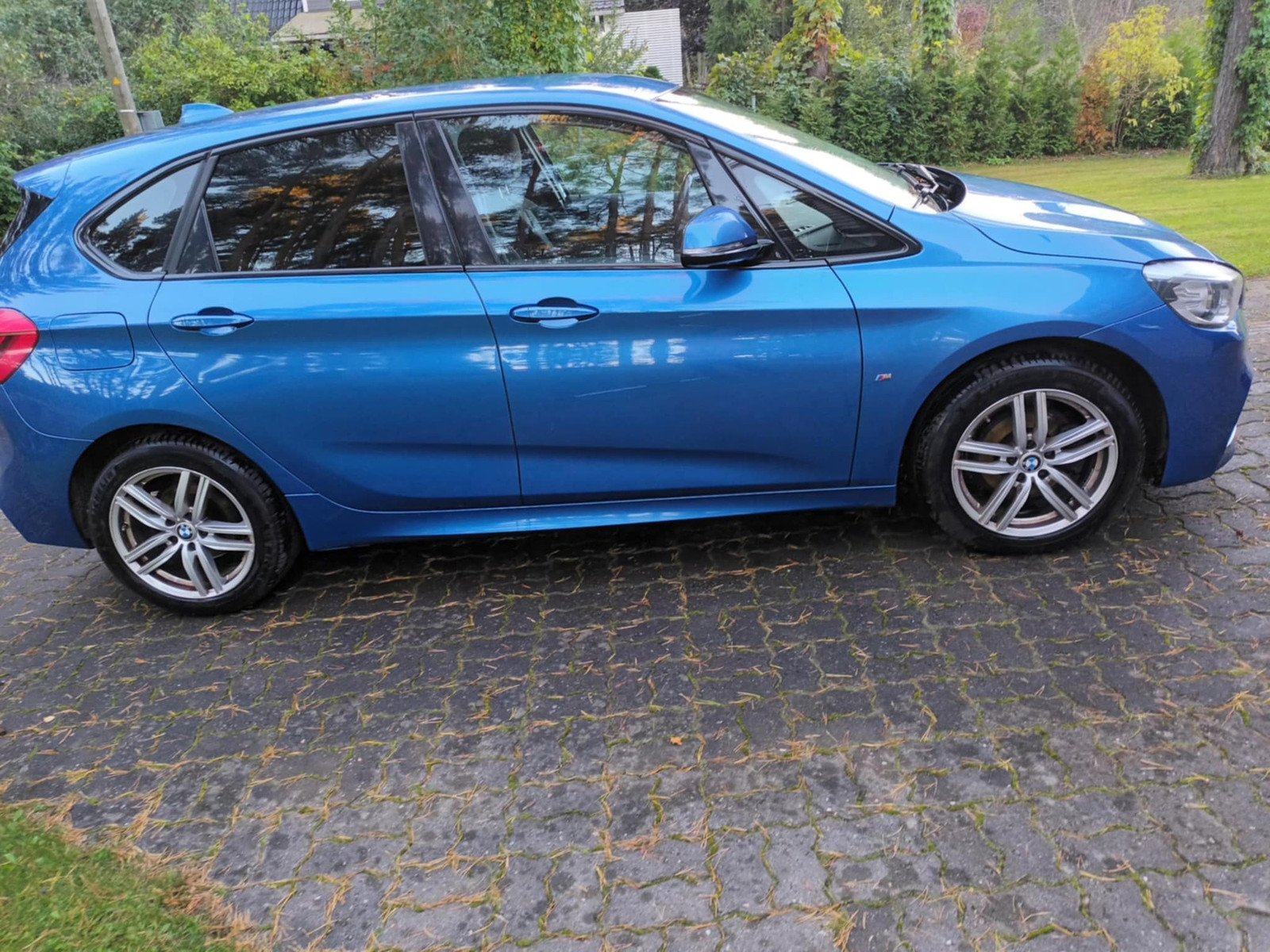 BMW 218 Active Tourer 2015, photo 3/11