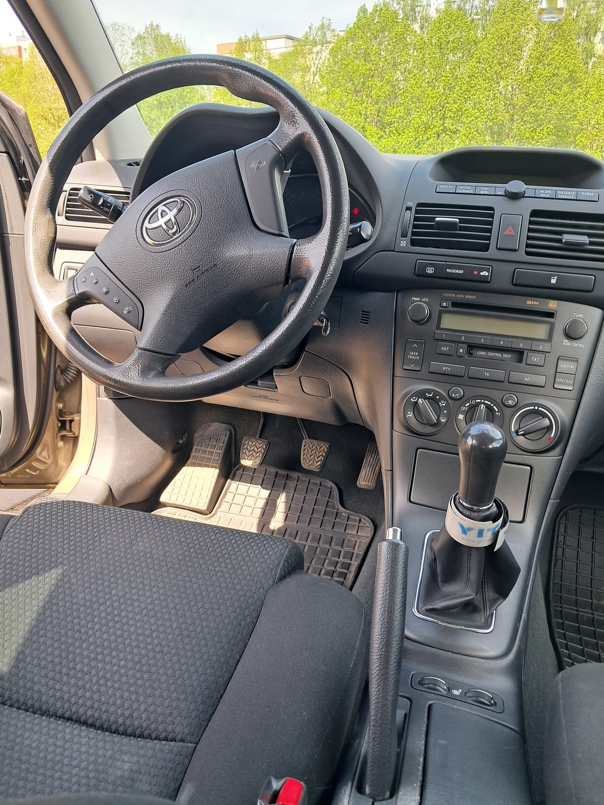 Toyota Avensis 2005, photo 5/7