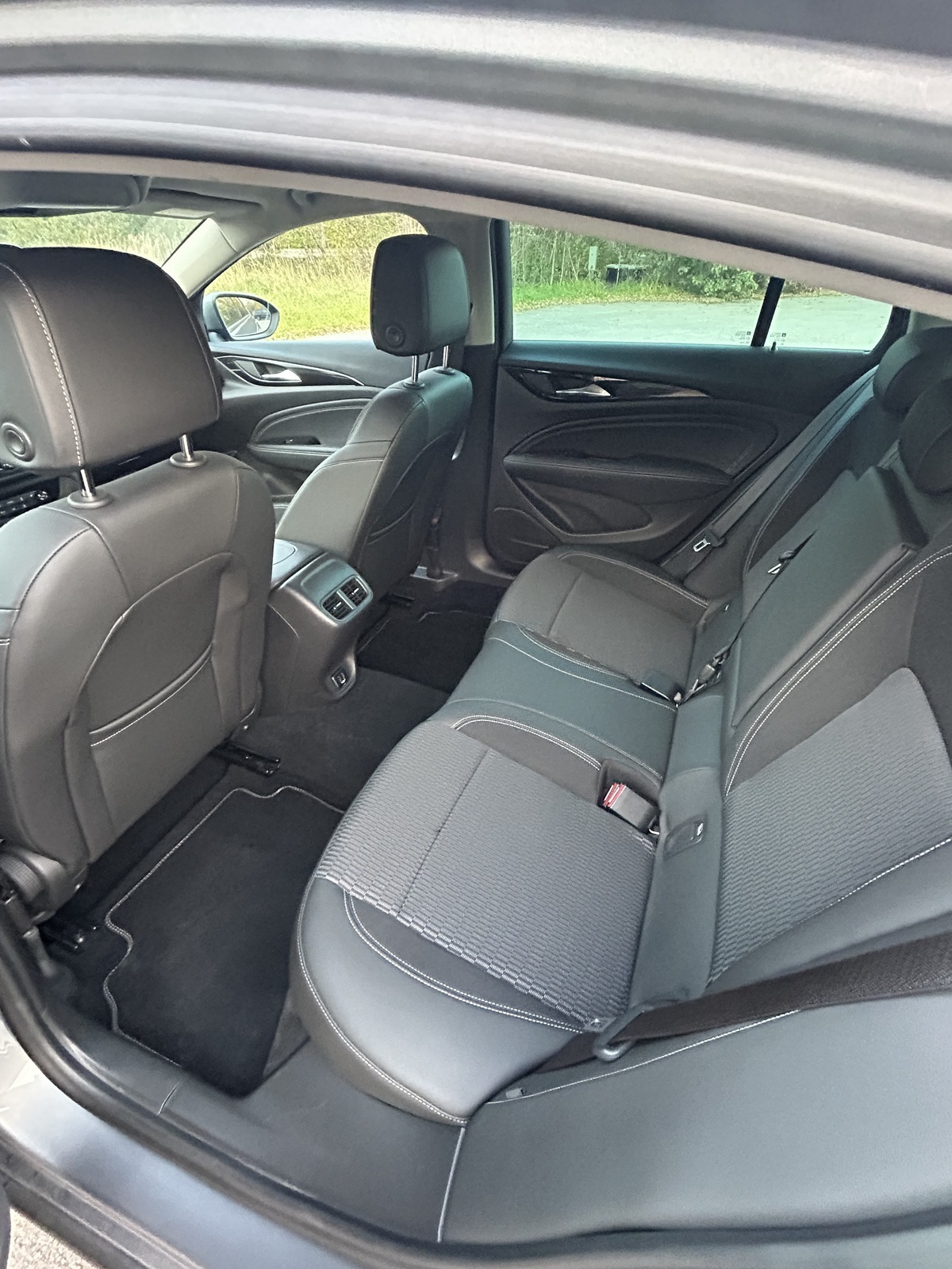 Opel Insignia 2017, photo 6/7