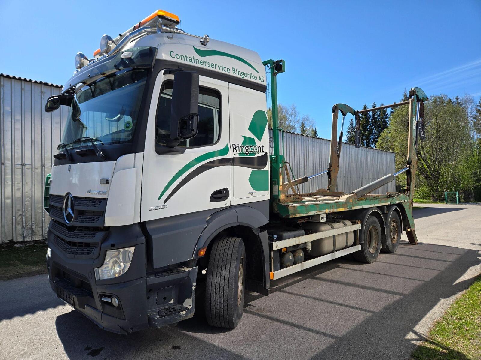 Mercedes-Benz Actros
