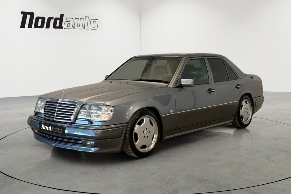 Mercedes-Benz E 420, 1993, 4.2, 205 kW, petrol, rear-wheel drive