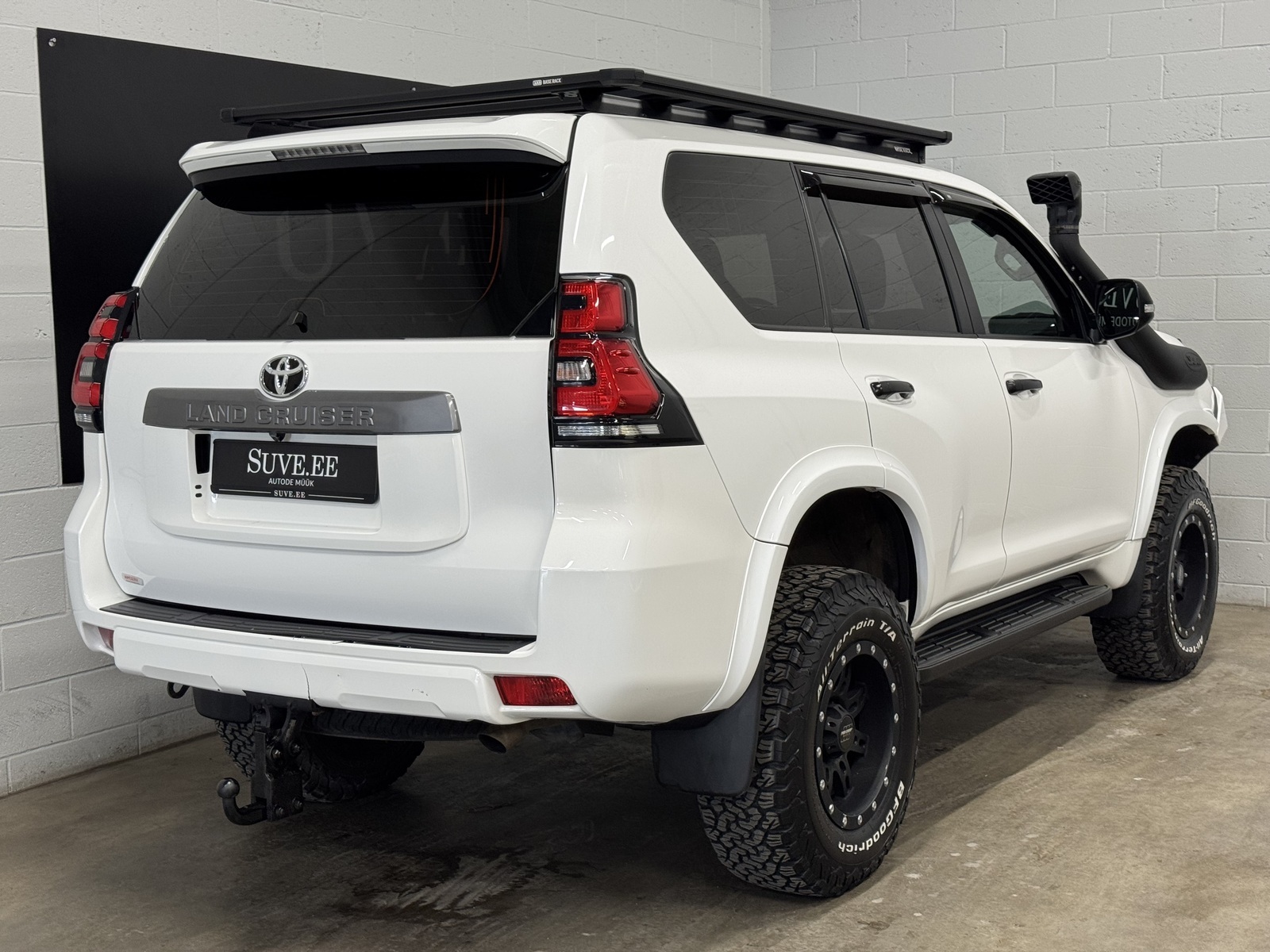Toyota Land Cruiser 2021, photo 7/25