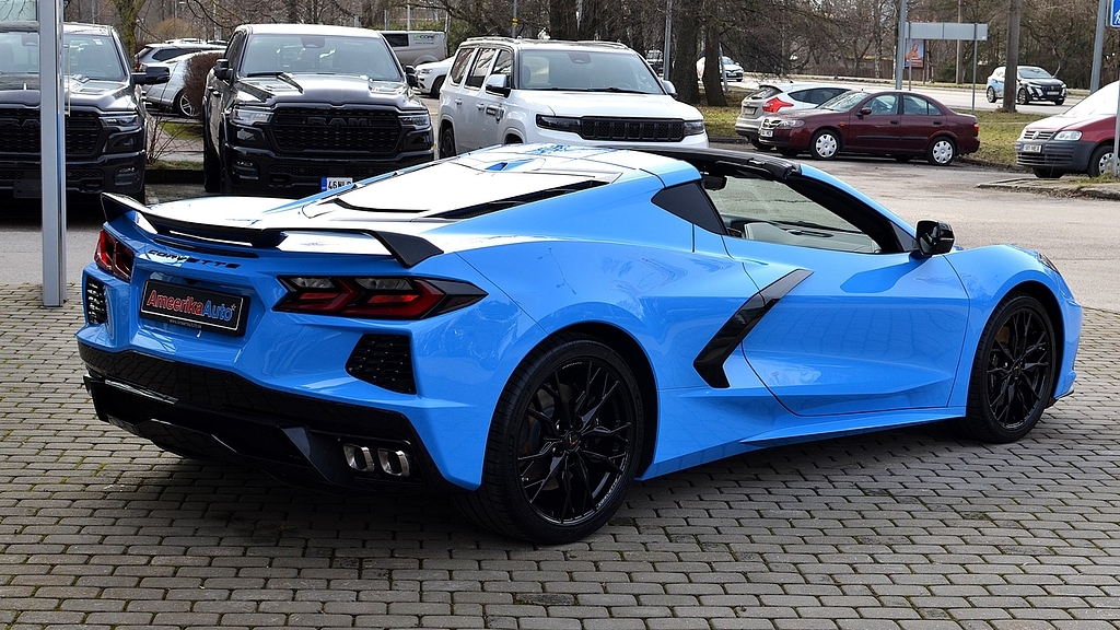 Chevrolet Corvette STINGRAY 6.2 354kW 2025, photo 4/14
