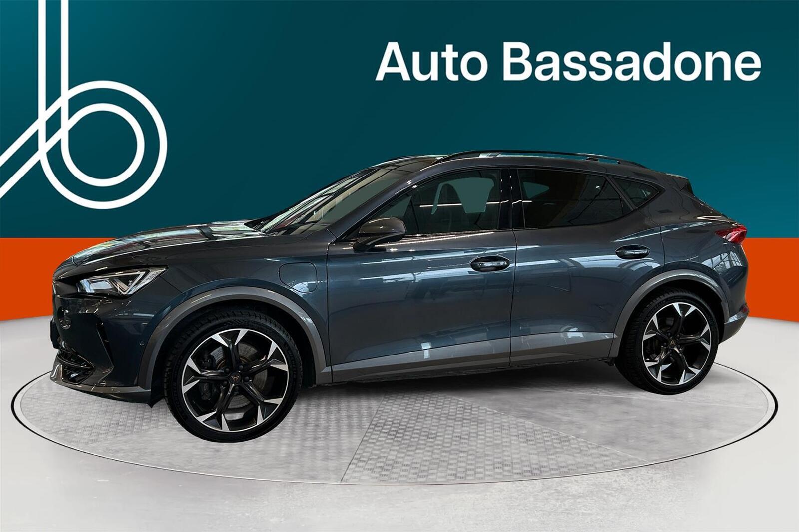 Cupra Formentor 2021, photo 2/10