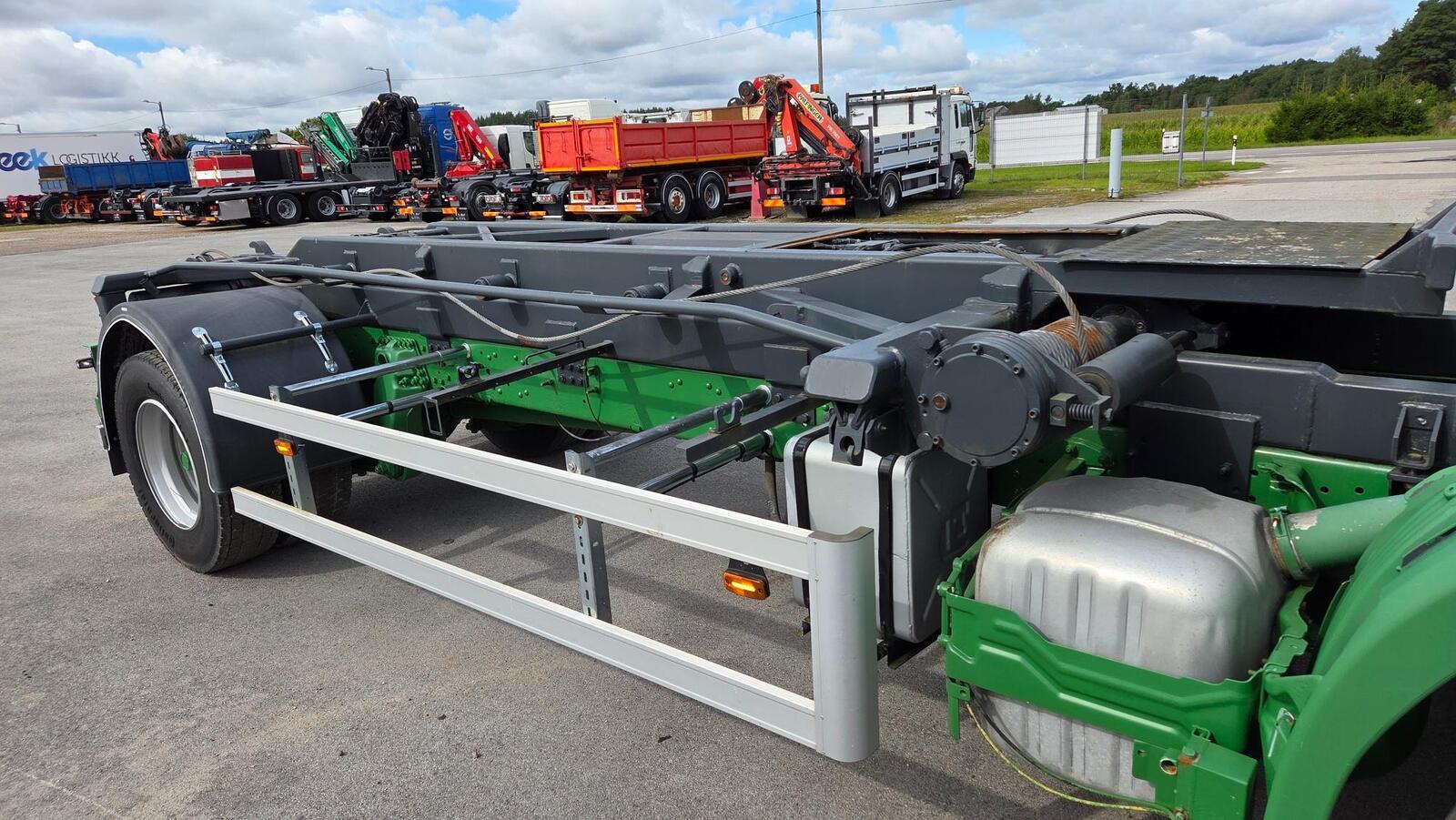 Scania P94 4X2 220 1998, kuva 7/14