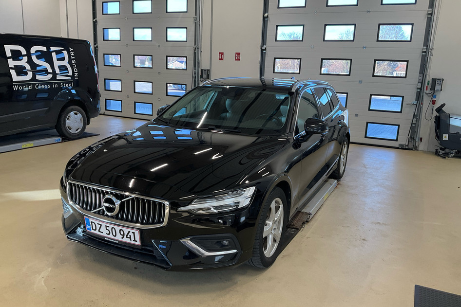 Volvo V60, 2021, 2.0, 145 kW, diisel, automaat, nelikvedu