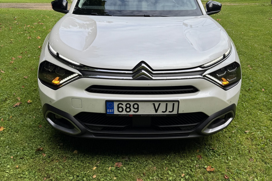 Citroën C4 X, 2023, 1.2, 96 kW, bensiin, automaat, esivedu