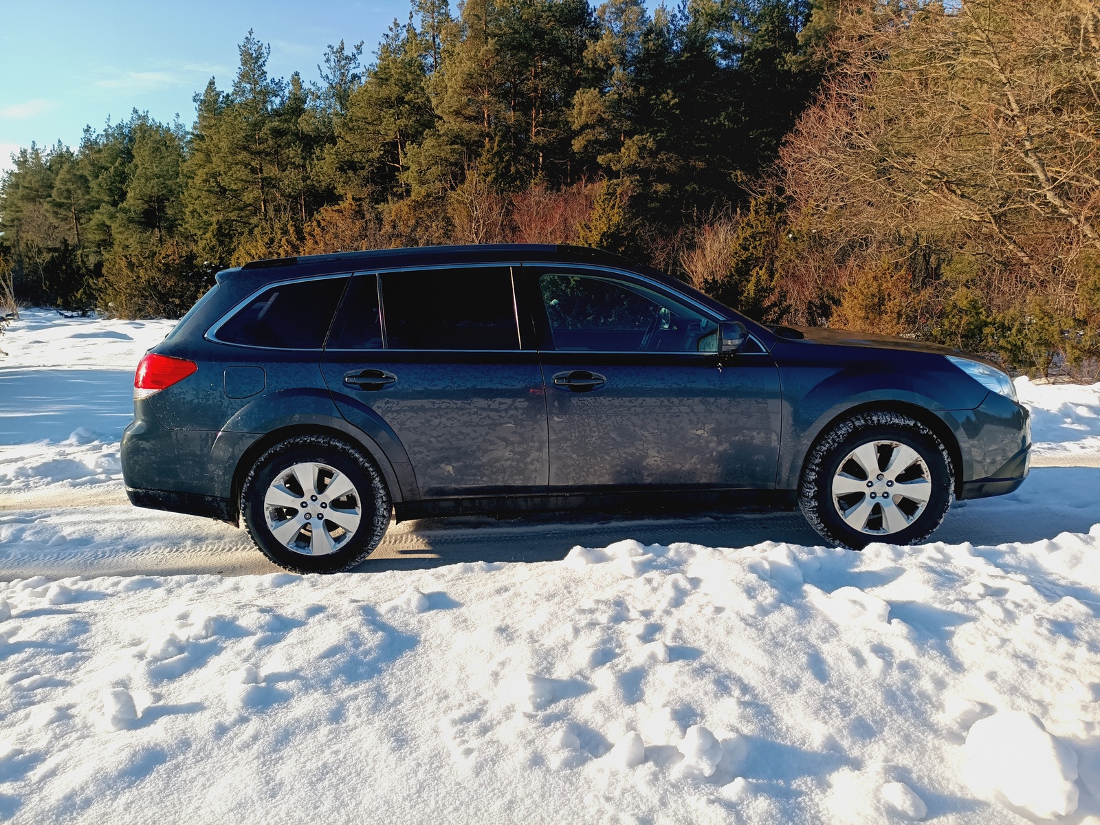 Subaru Legacy 2011, photo 4/12
