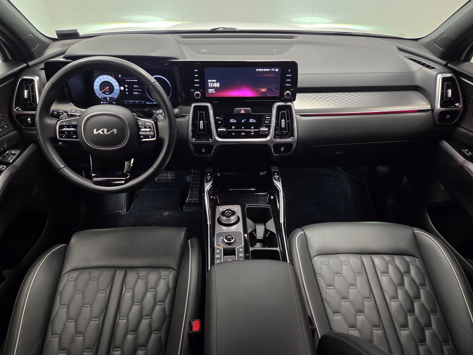 Kia Sorento 2023, photo 7/10