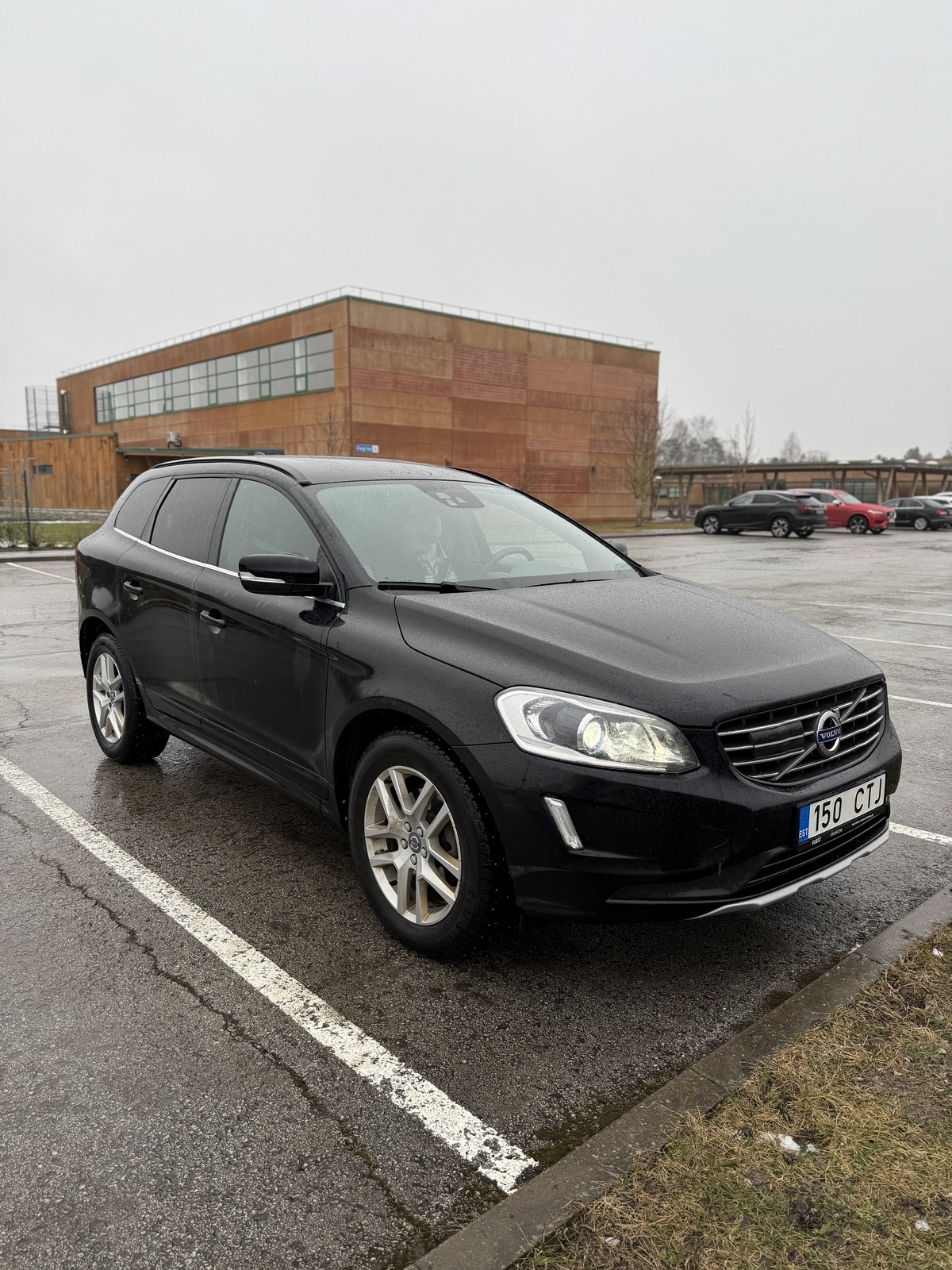 Volvo XC60 2017, photo 2/19