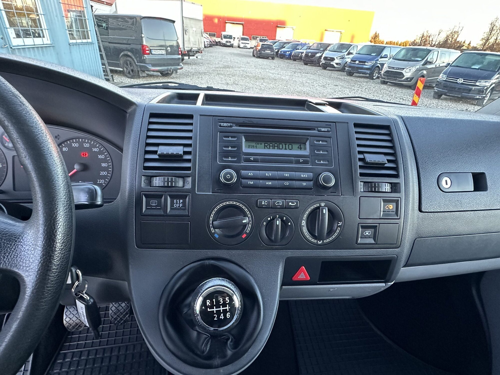 Volkswagen Caravelle 2007, photo 7/15
