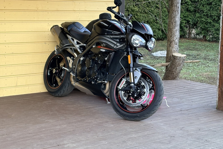 Triumph SPEED TRIPLE 1050 RS, 2021, 1.1, 110 kW, bensiin, manuaal, tagavedu