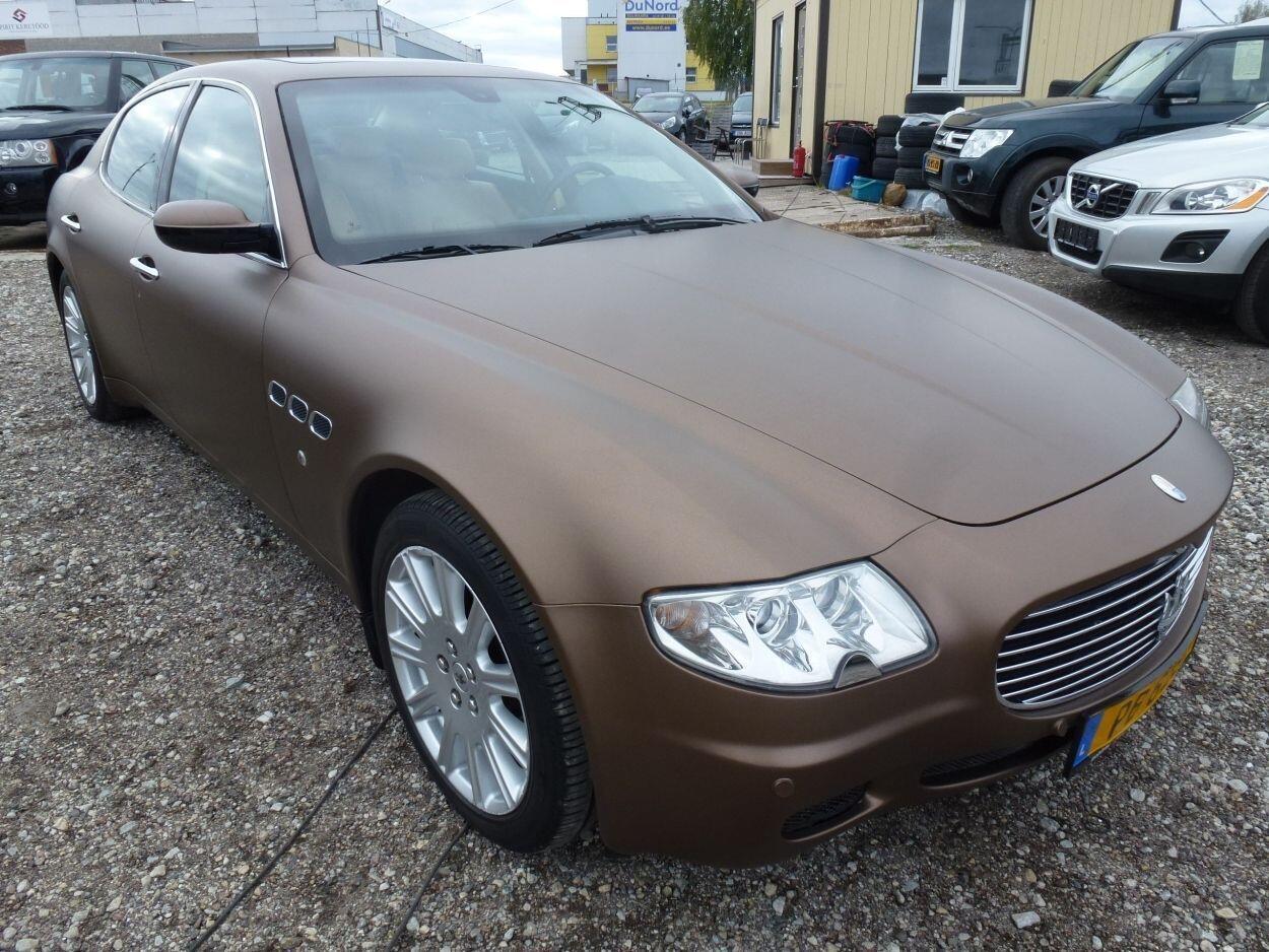 Maserati Quattroporte 2004, photo 2/6