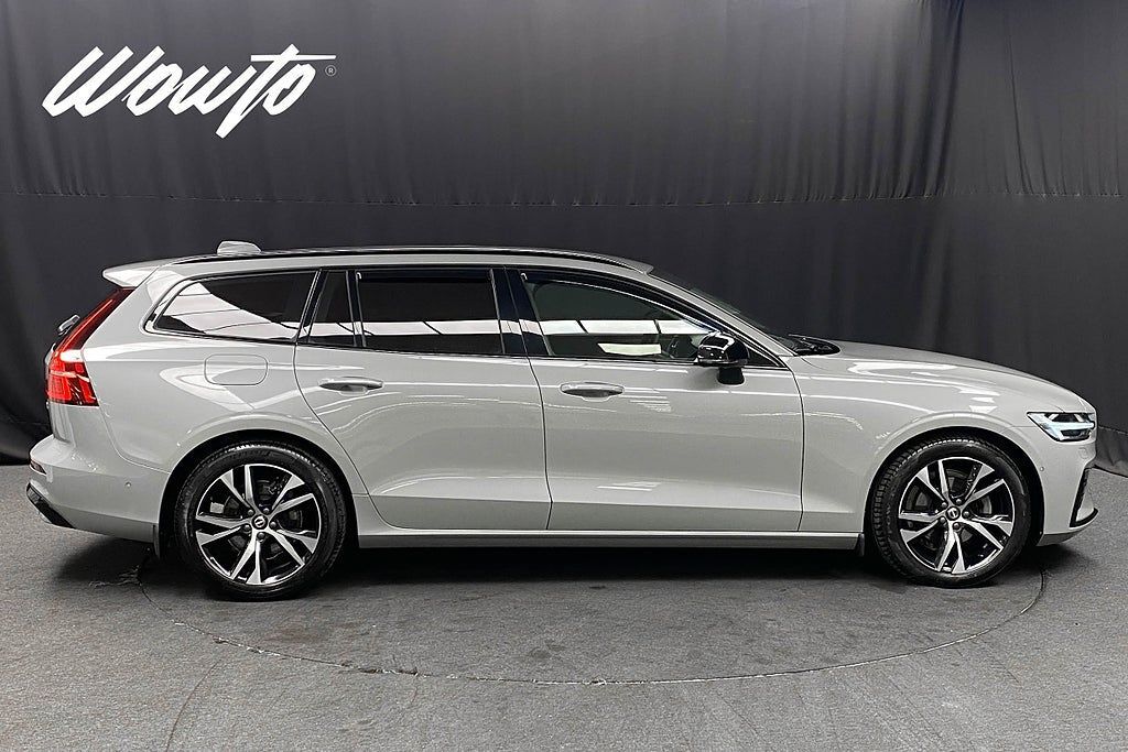 Volvo V60 2024, kuva 3/23