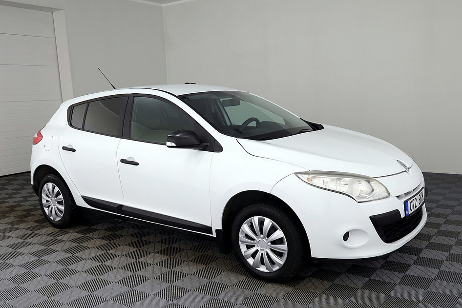 Renault Megane, 2011, 1.6, 74 kW, bensiin, manuaal, esivedu