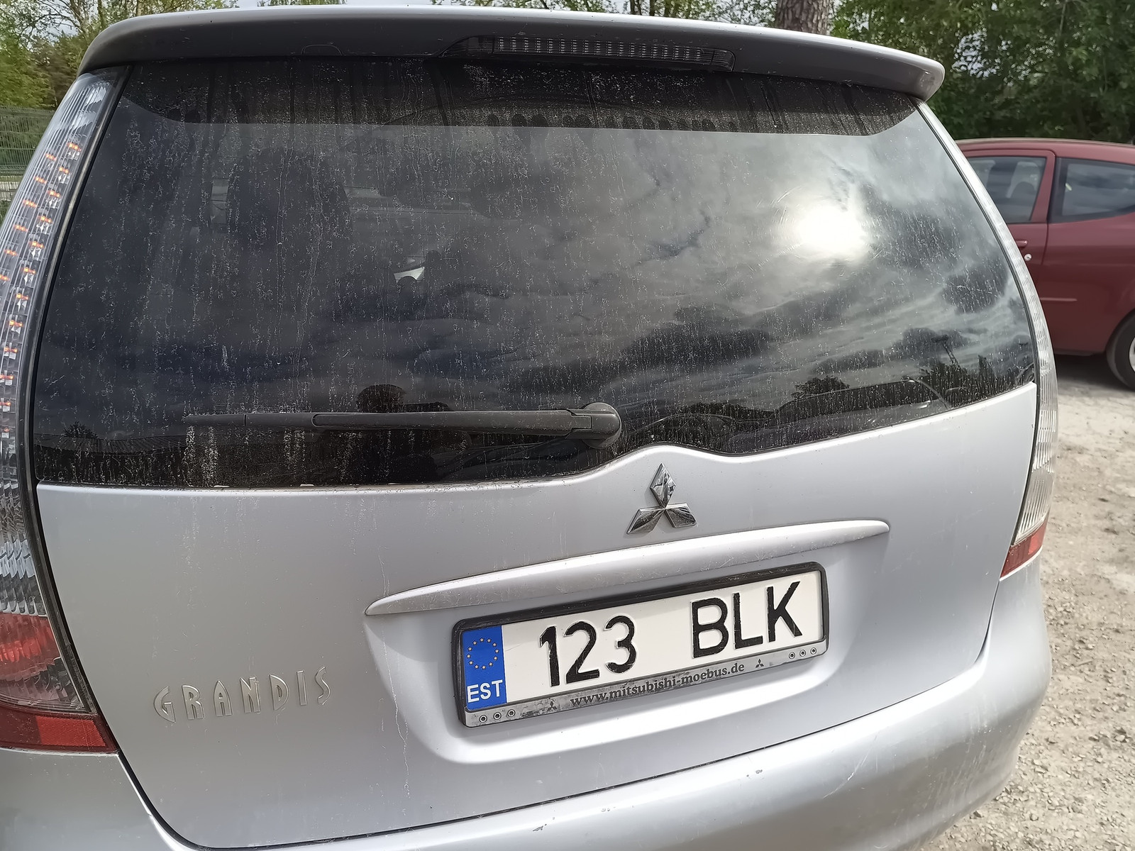 Mitsubishi Grandis 2005, photo 5/9