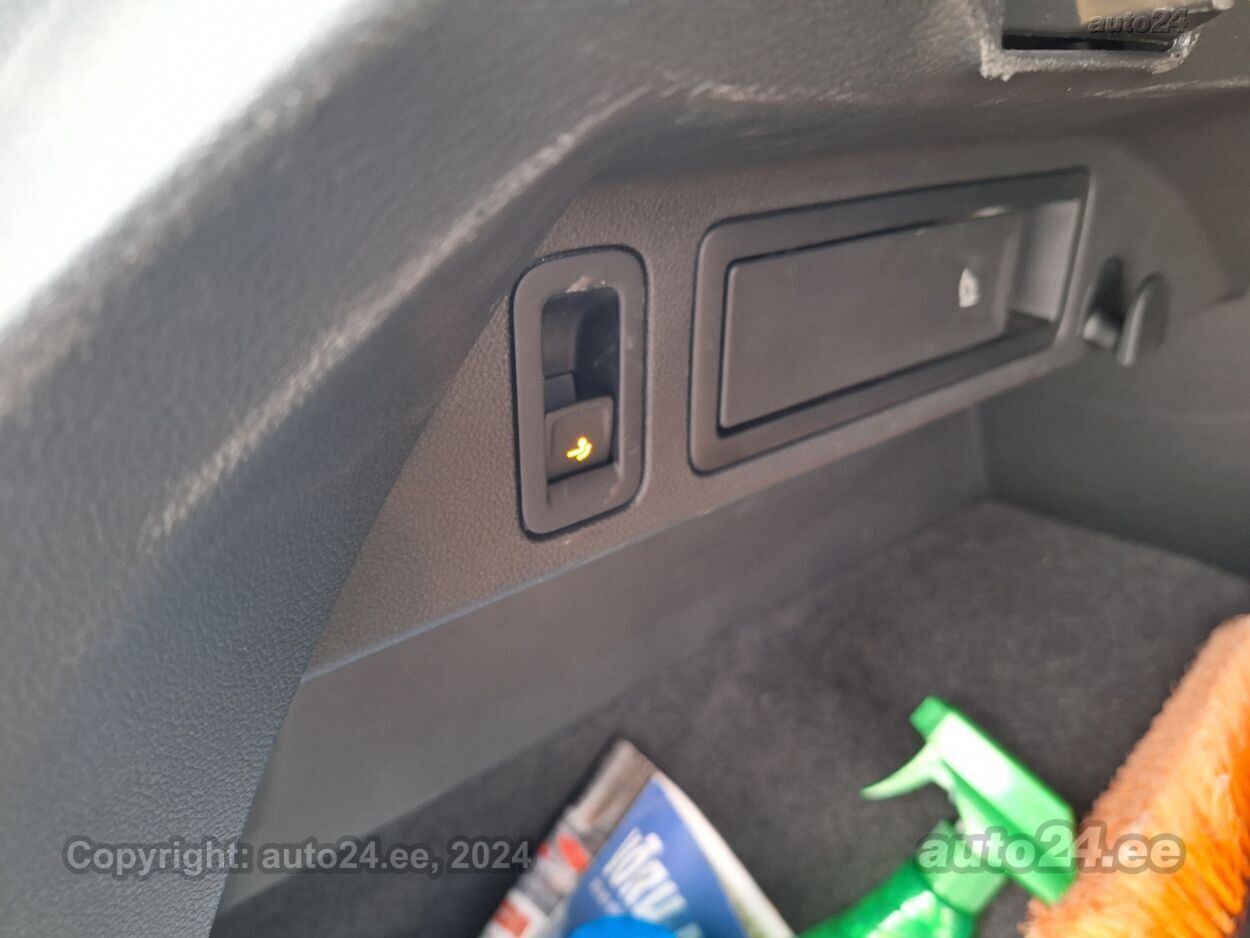 Volkswagen Tiguan 2019, photo 5/15