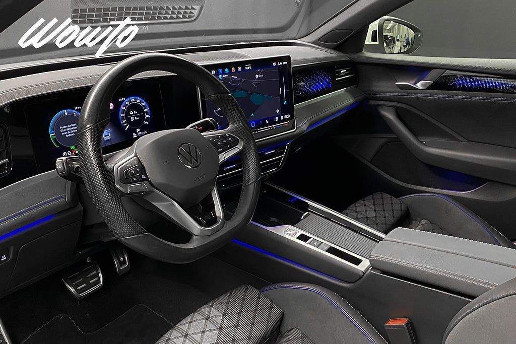 Volkswagen Passat 2025, photo 6/35