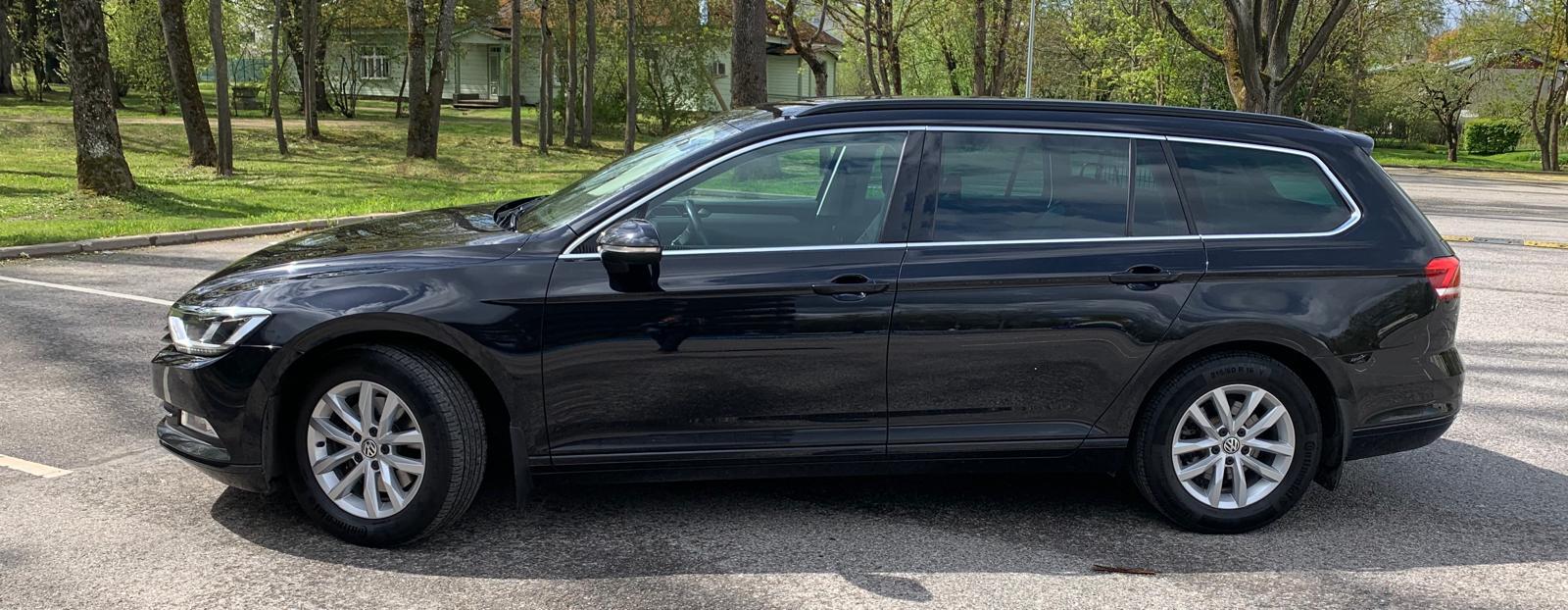 Volkswagen Passat Variant 2016, photo 2/5