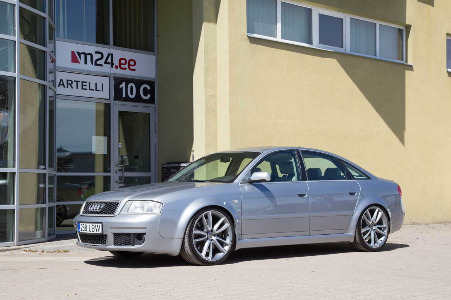 Audi RS6 Quattro 4.2 V8 331kW 2004, photo 5/10