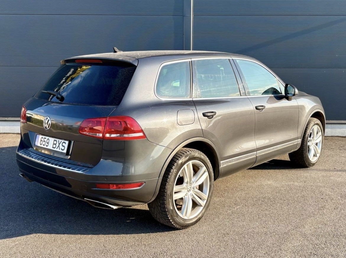 Volkswagen Touareg 2011, kuva 4/12
