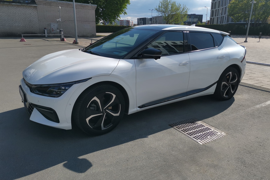 Kia EV6, 2022, электричество, автомат, полный привод