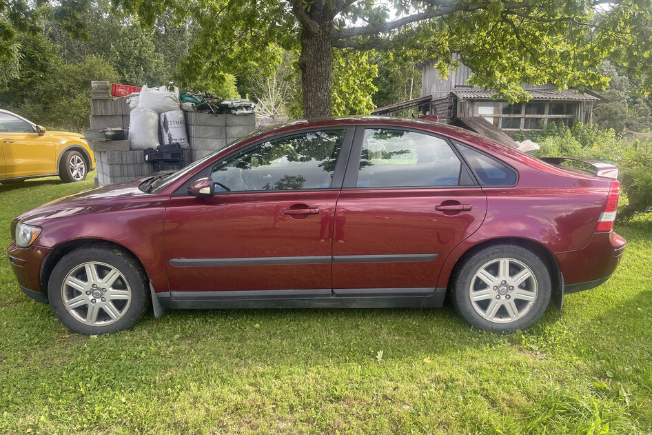 Volvo S40, 2006, 2.4, 103 kW, bensiin, manuaal, esivedu
