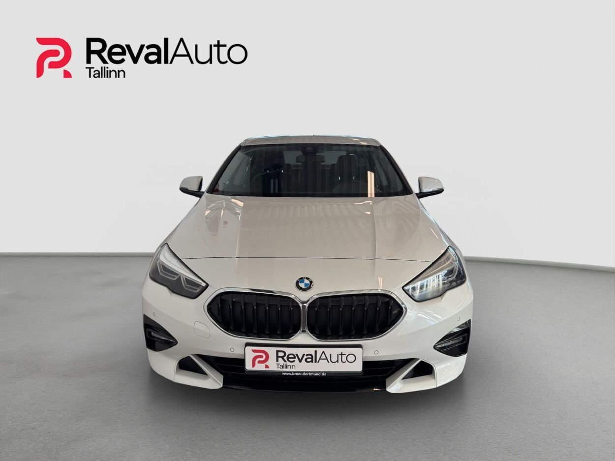 BMW 218 2020, kuva 4/10