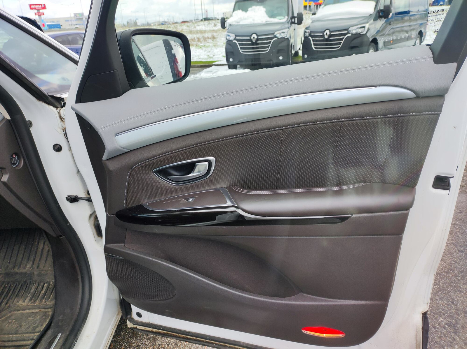 Renault Espace 2017, kuva 7/9