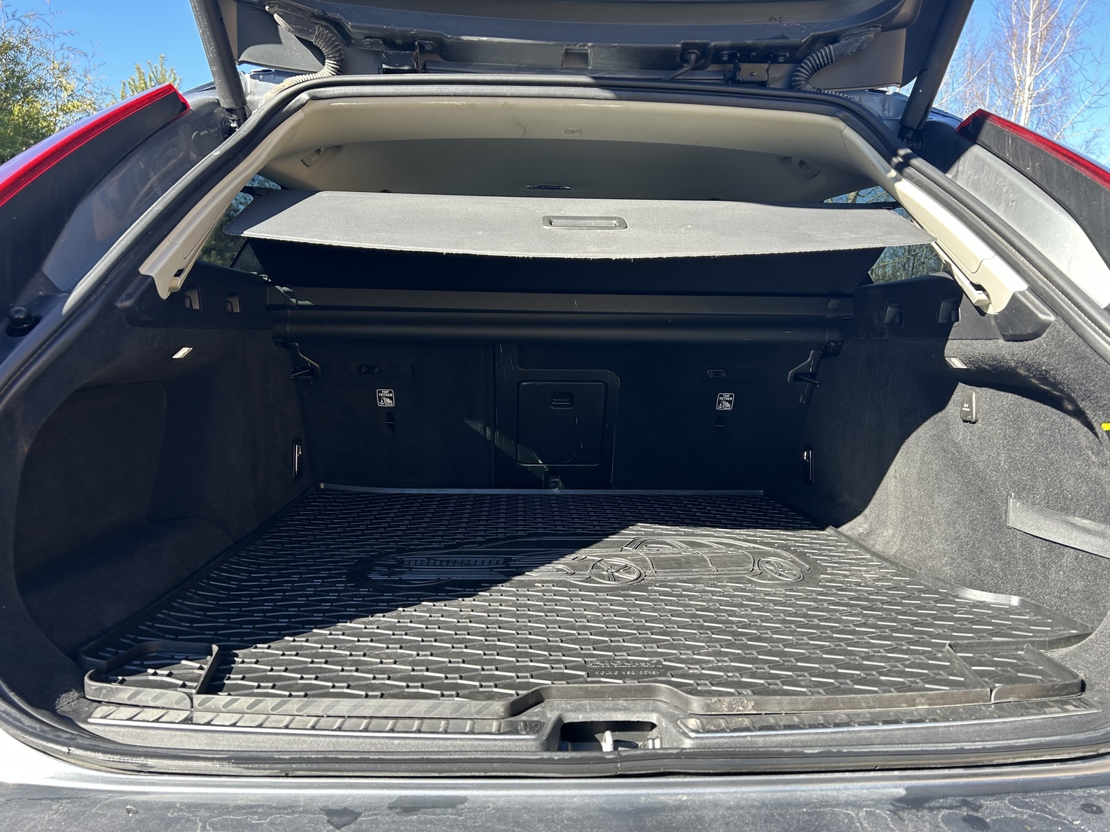 Volvo V90 2019, photo 3/23