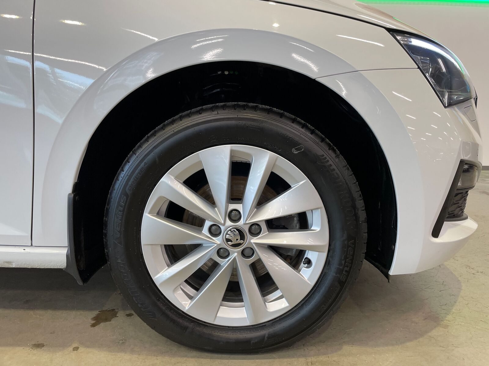 Škoda Scala 2024, photo 5/10