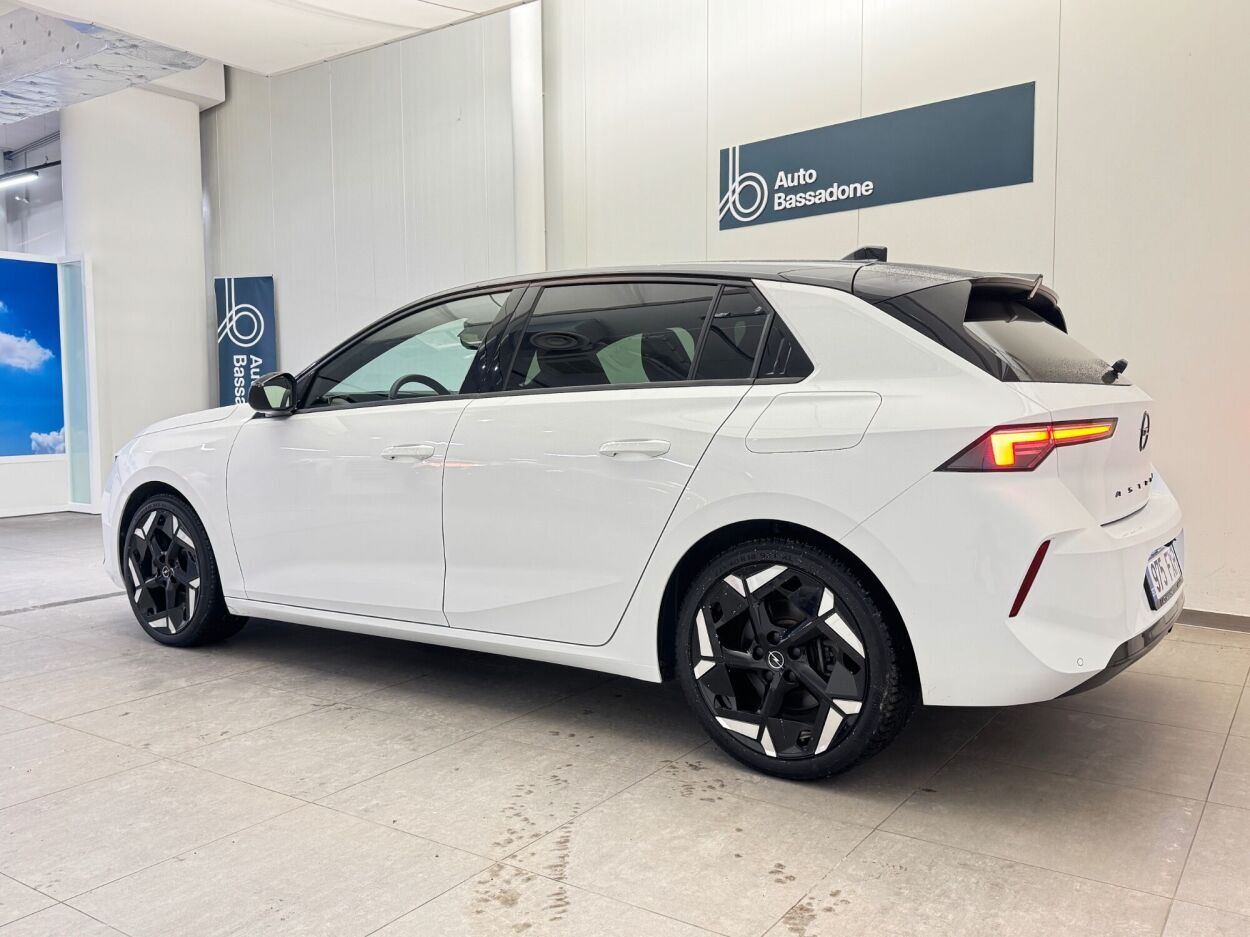 Opel Astra 2024, photo 4/25