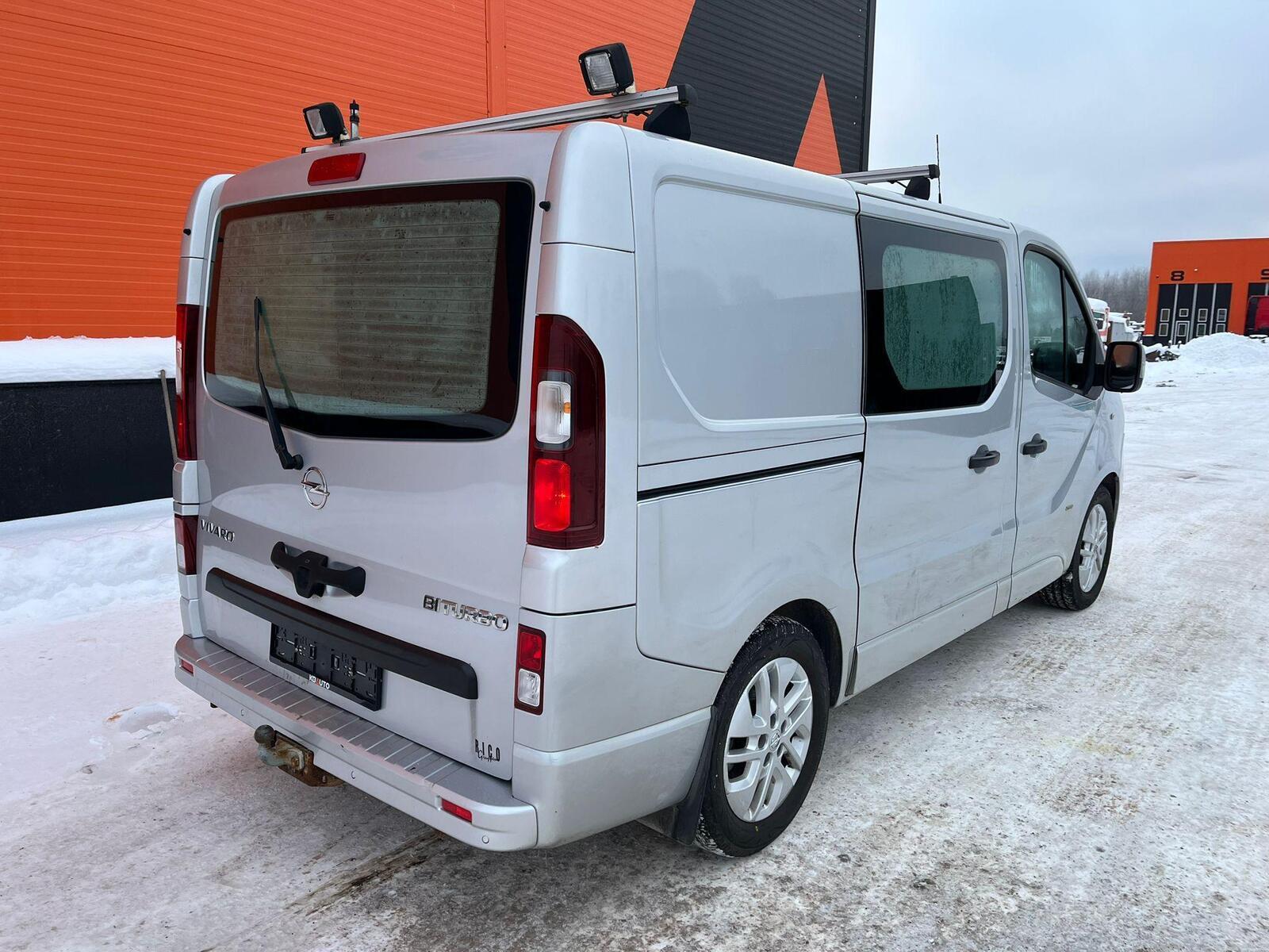Opel Vivaro 2016, kuva 6/26