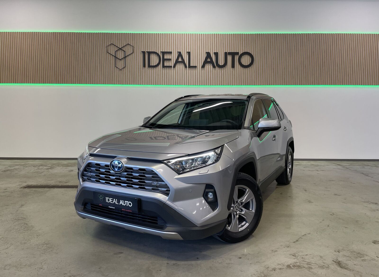 Toyota RAV4 Hybrid Luxury 2.5 131kW