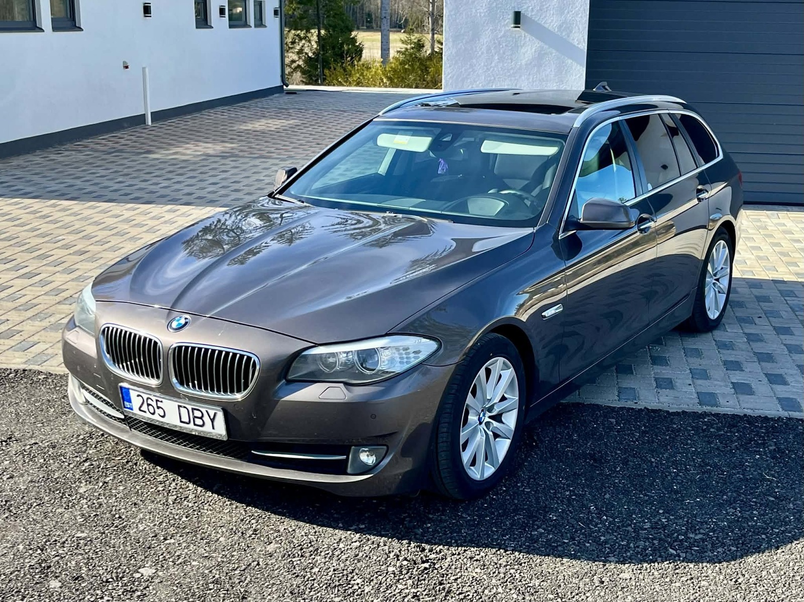 BMW 520