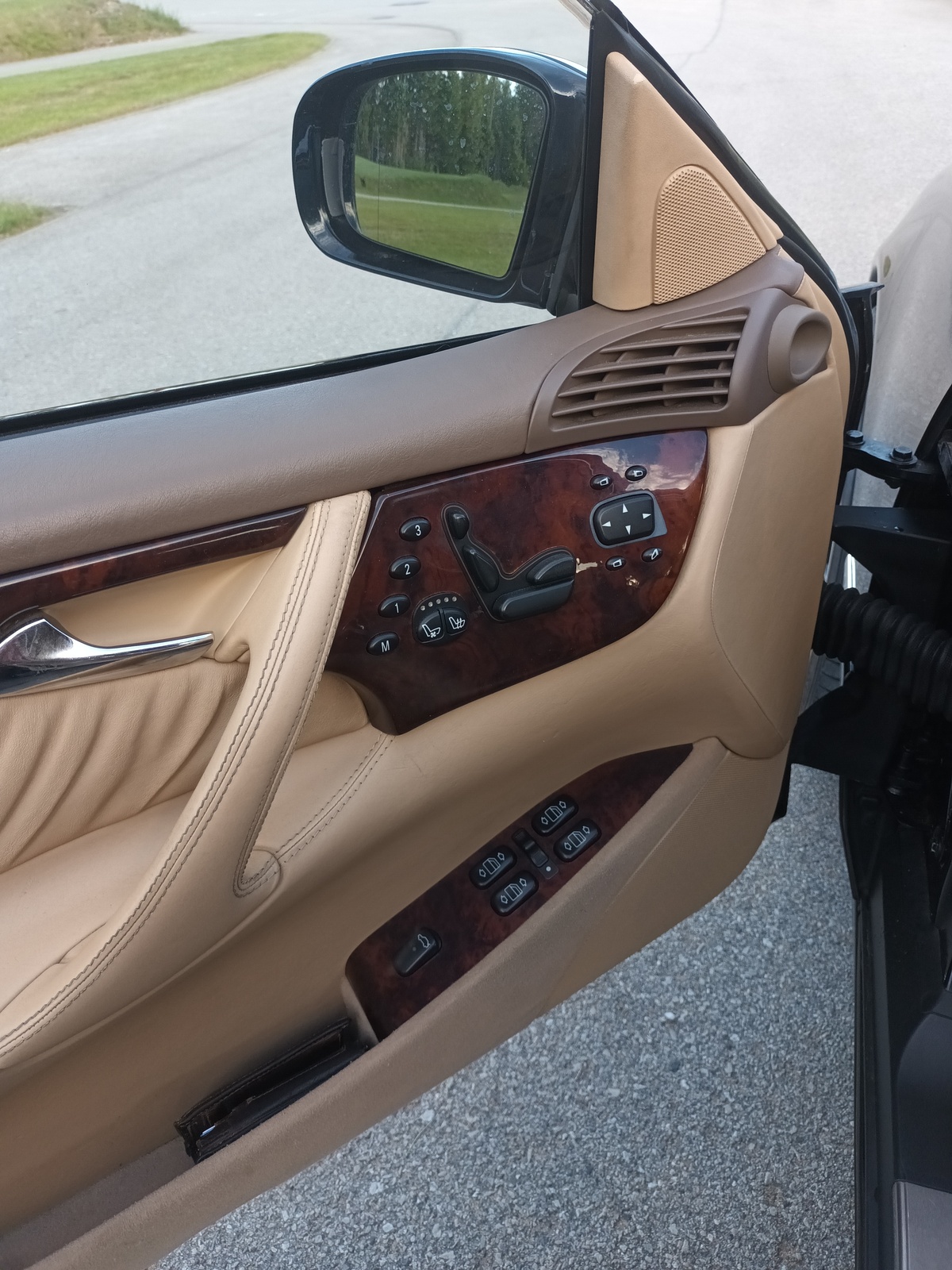 Mercedes-Benz CL 500 2000, kuva 7/10