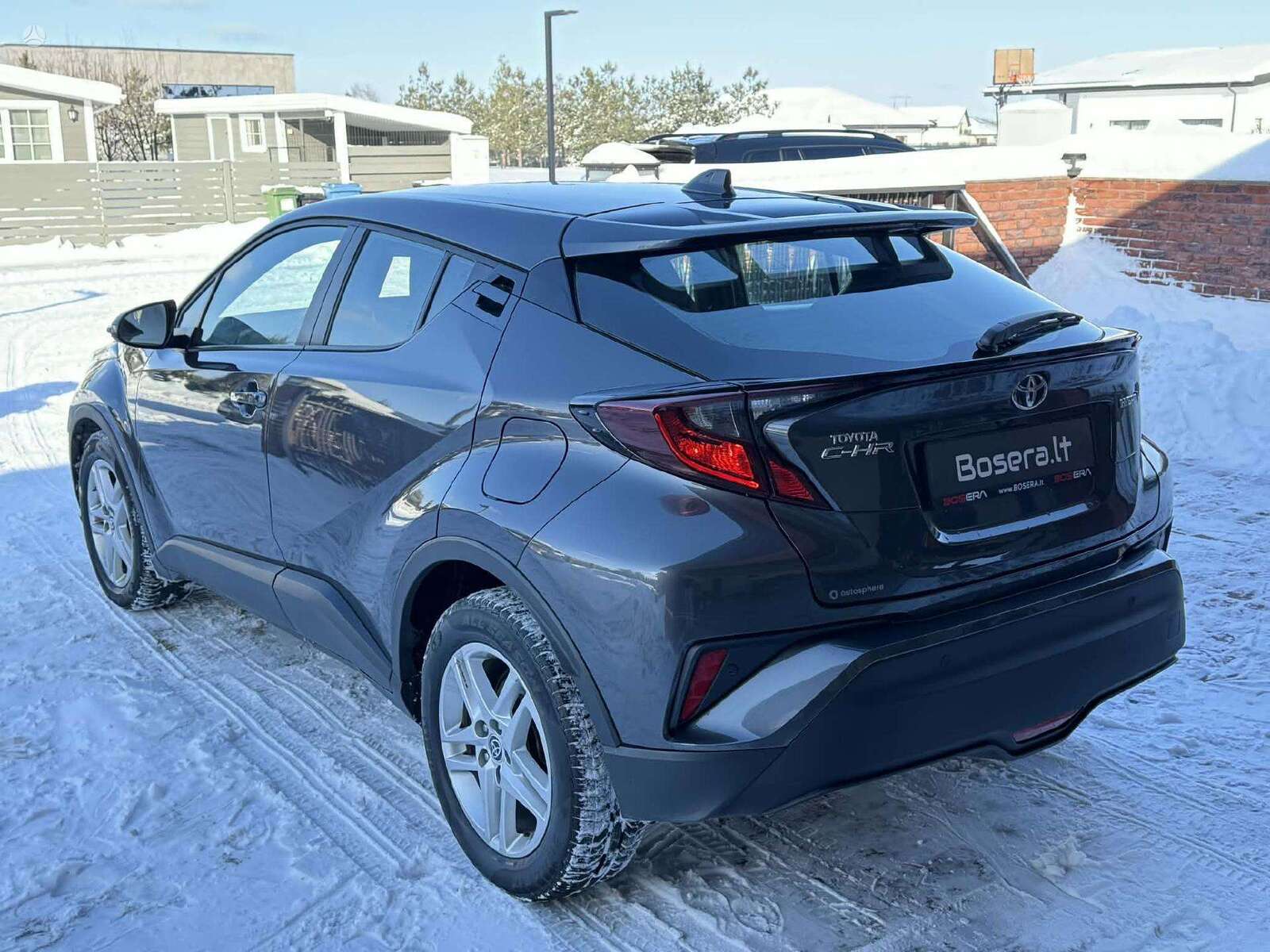 Toyota C-HR 2022, photo 3/8