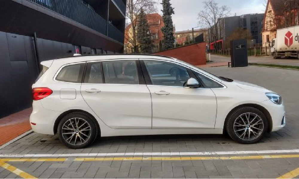 BMW 218 2015, kuva 2/6